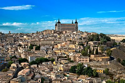 Toledo, Alcázar en el fondo