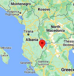 Korçe, ubicación en el mapa