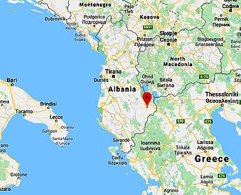 Korçe, ubicación en el mapa