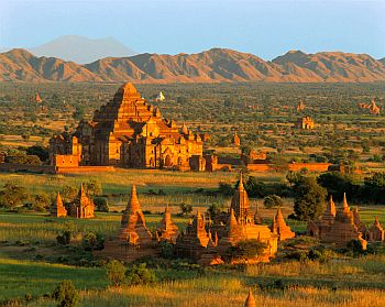 Bagan se encuentra en la zona con un clima relativamente árido